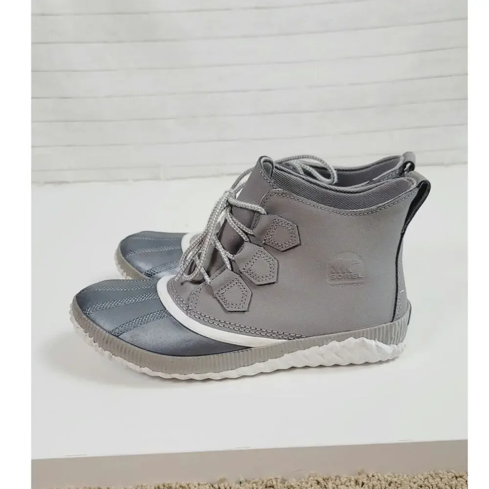 Sorel Out N About Plus Shell Boot in Chrome Gray, sz 9.5